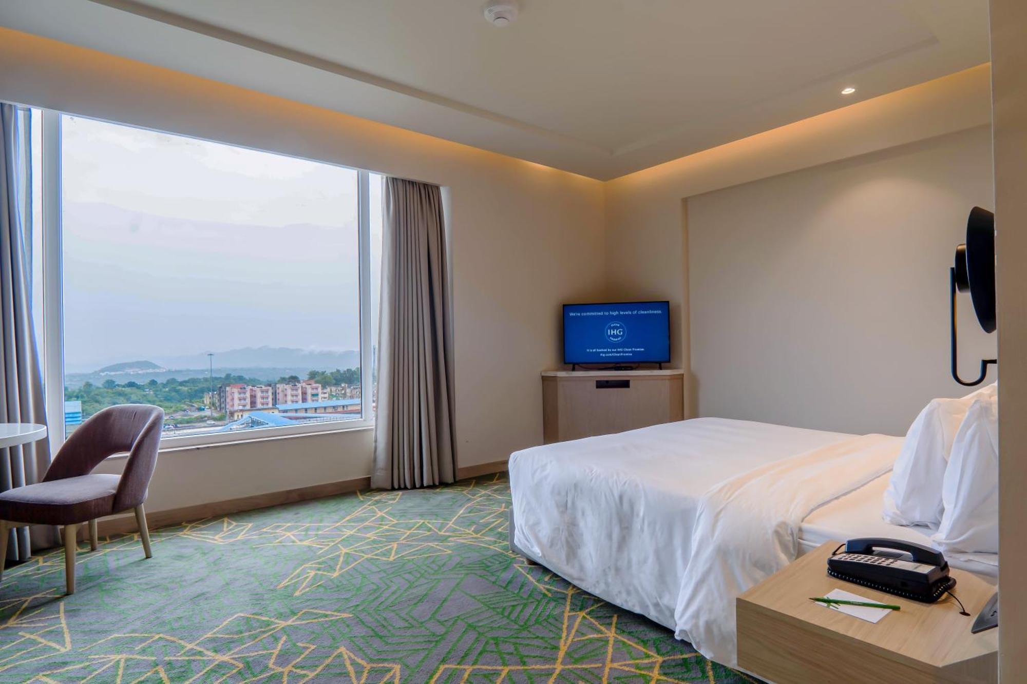 Holiday Inn Katra Vaishno Devi By Ihg Bagian luar foto