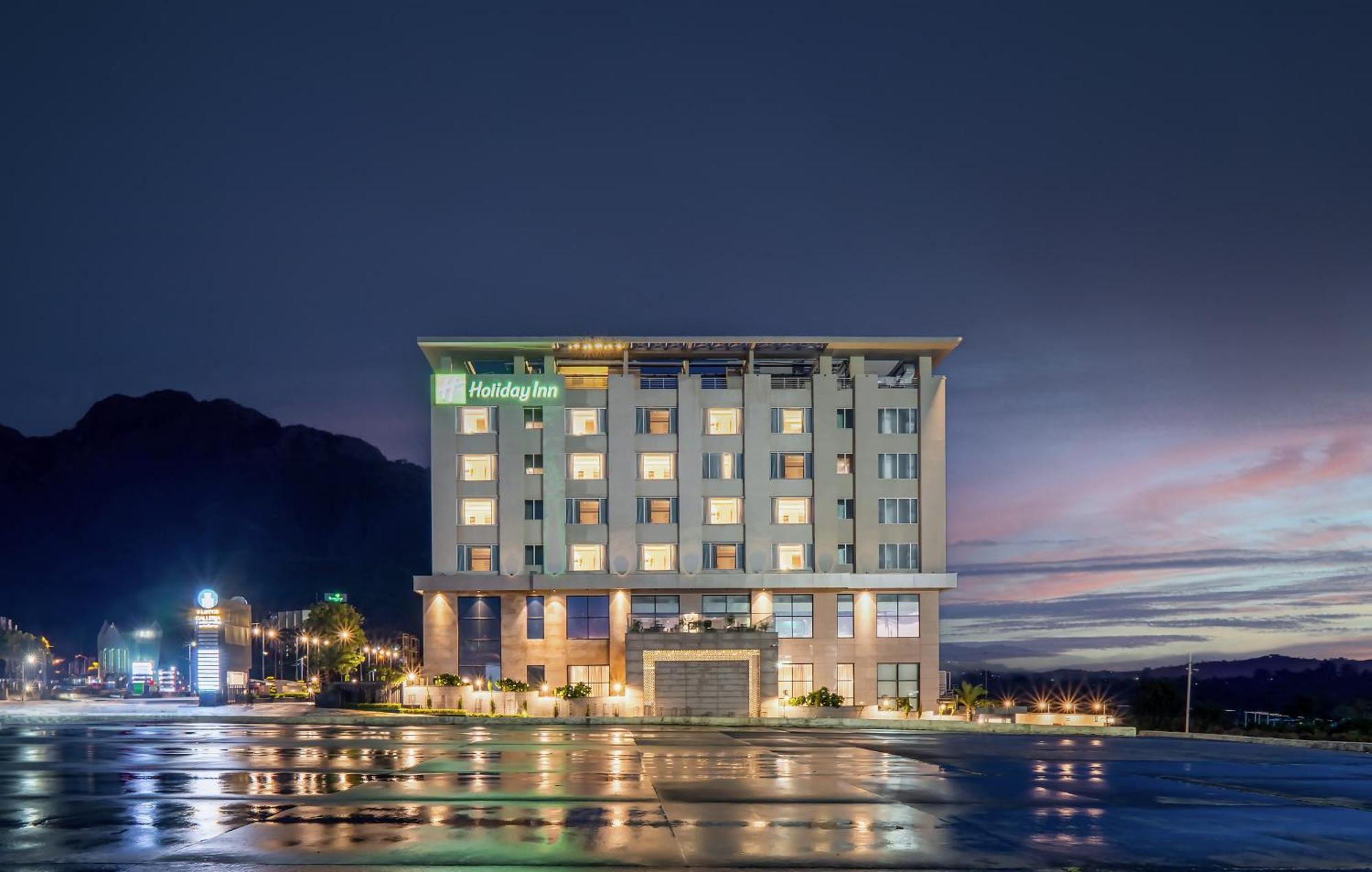 Holiday Inn Katra Vaishno Devi By Ihg Bagian luar foto