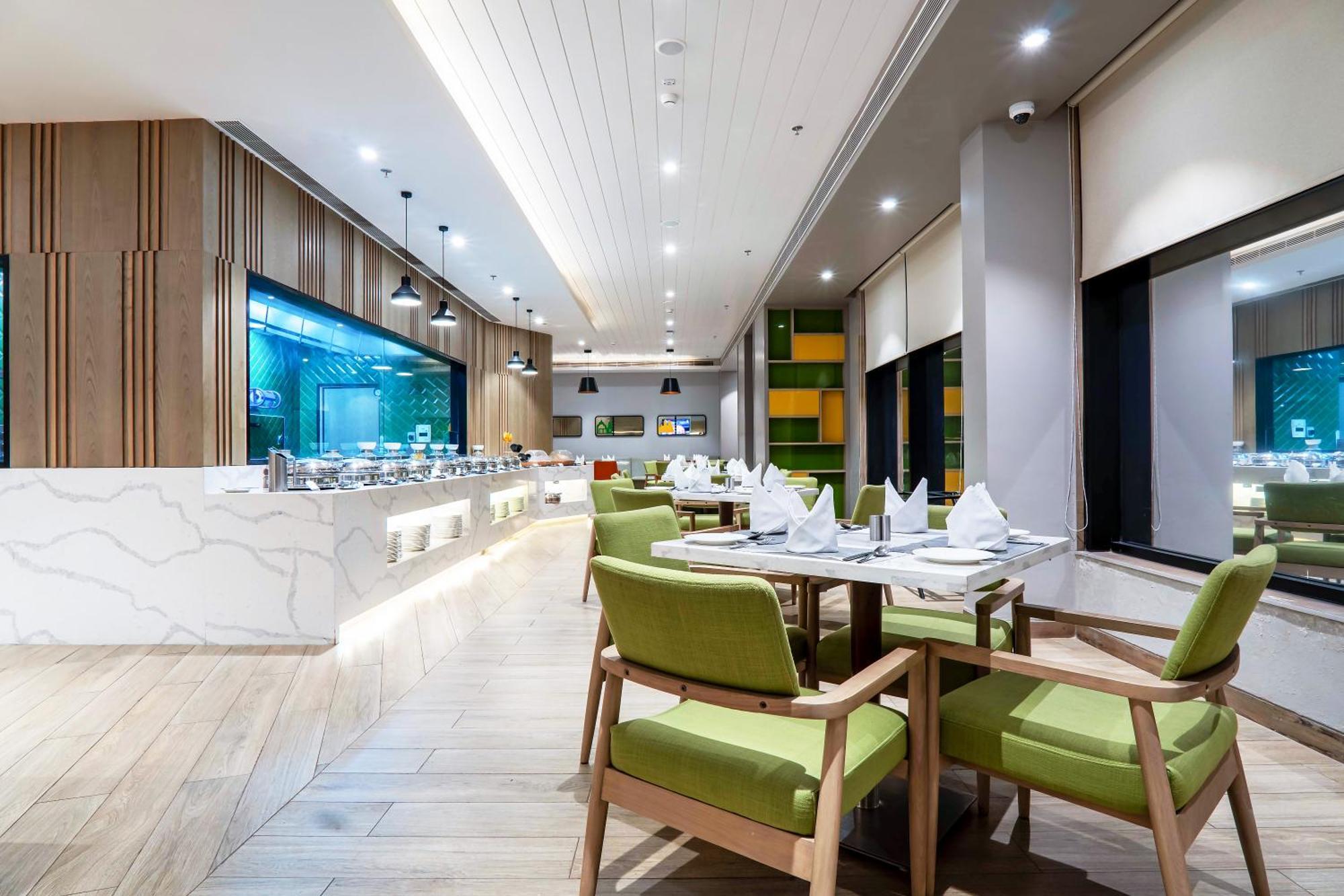 Holiday Inn Katra Vaishno Devi By Ihg Bagian luar foto
