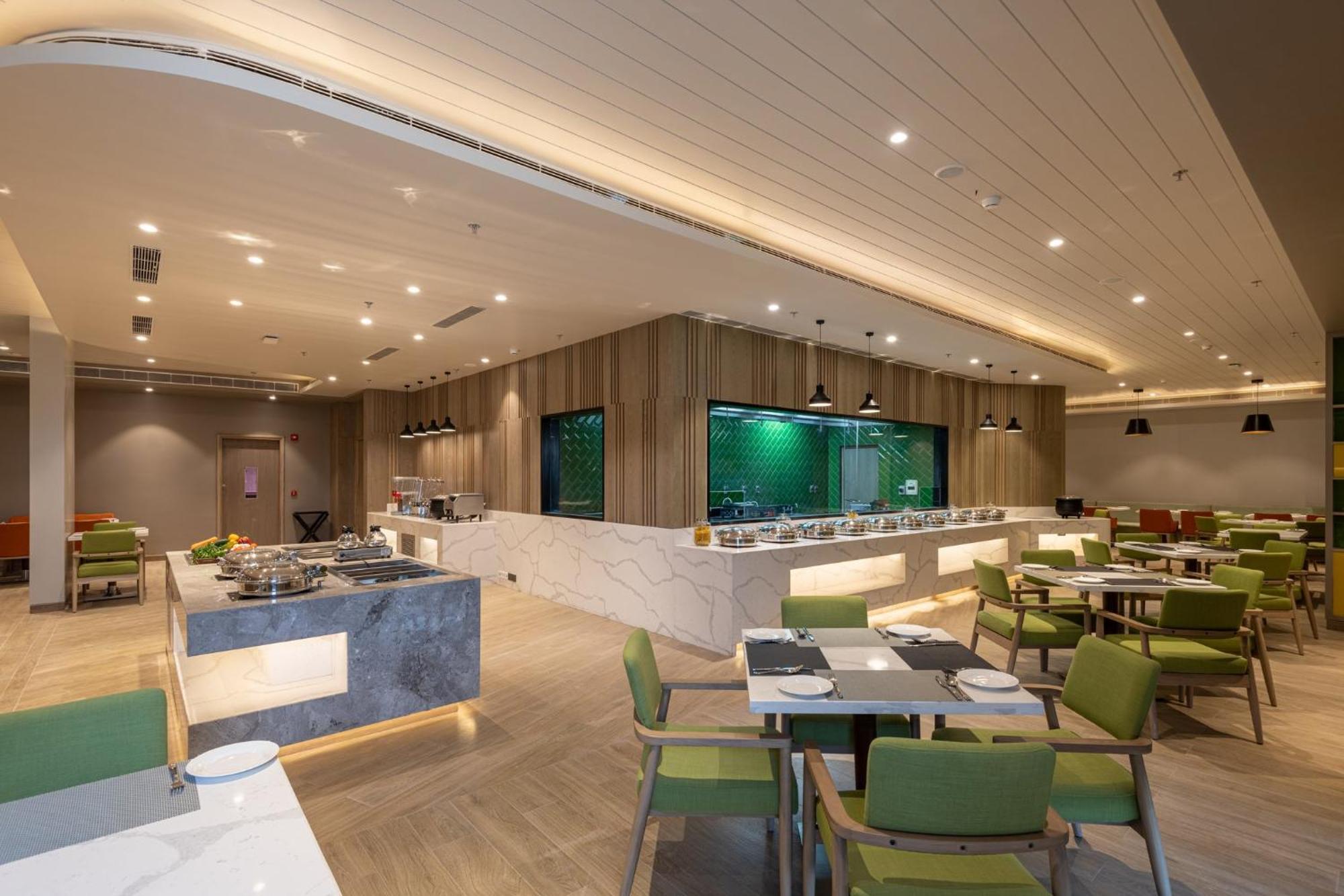 Holiday Inn Katra Vaishno Devi By Ihg Bagian luar foto