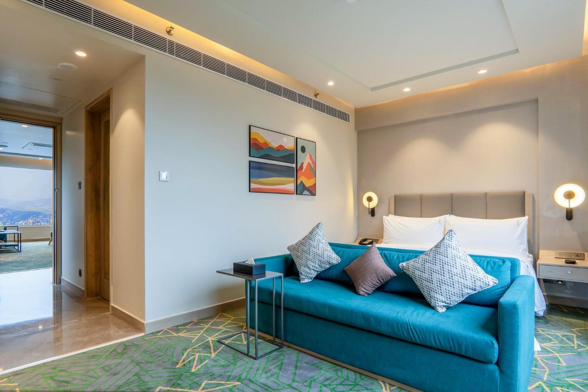Holiday Inn Katra Vaishno Devi By Ihg Bagian luar foto