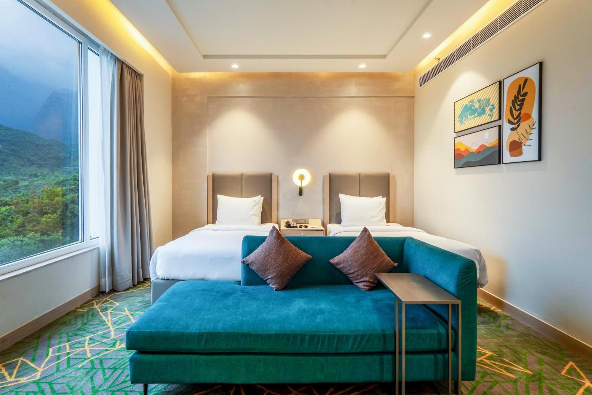 Holiday Inn Katra Vaishno Devi By Ihg Bagian luar foto